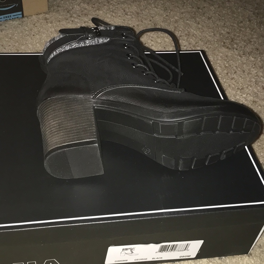 🔥 Sale 💜Mia George booties- 5 🌟🌟🌟🌟🌟 reviews - Picture 7 of 7